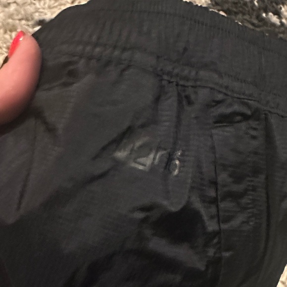 Patagonia Black Women's Pants - Picture 11 of 12